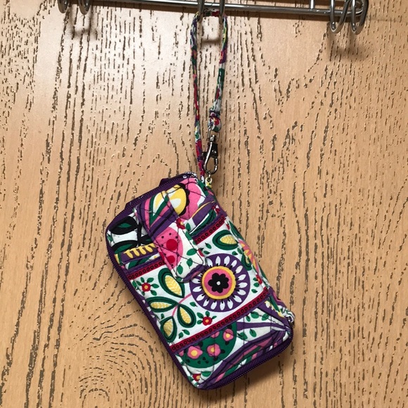Vera Bradley Handbags - Like new Vera Bradley wallet